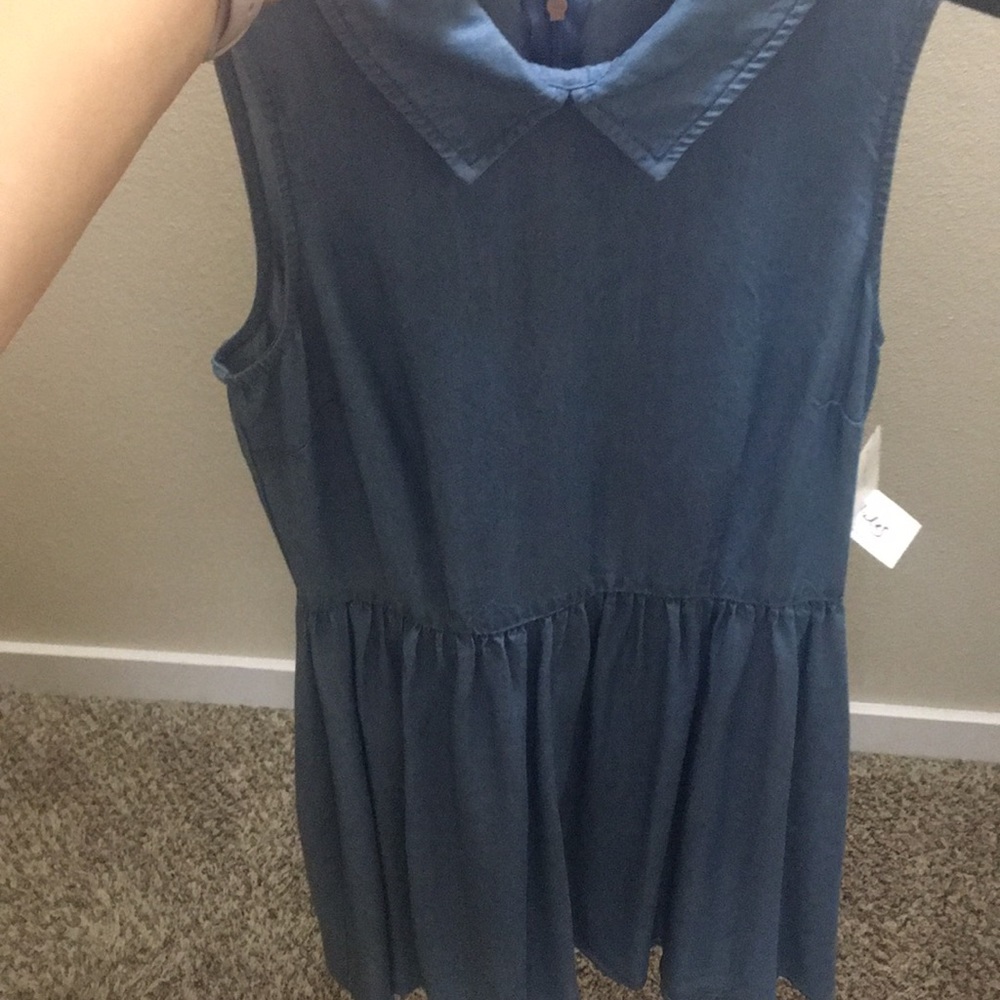 Dress - Picture 4 of 5